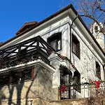 Lambrina Boutique 플로브디프